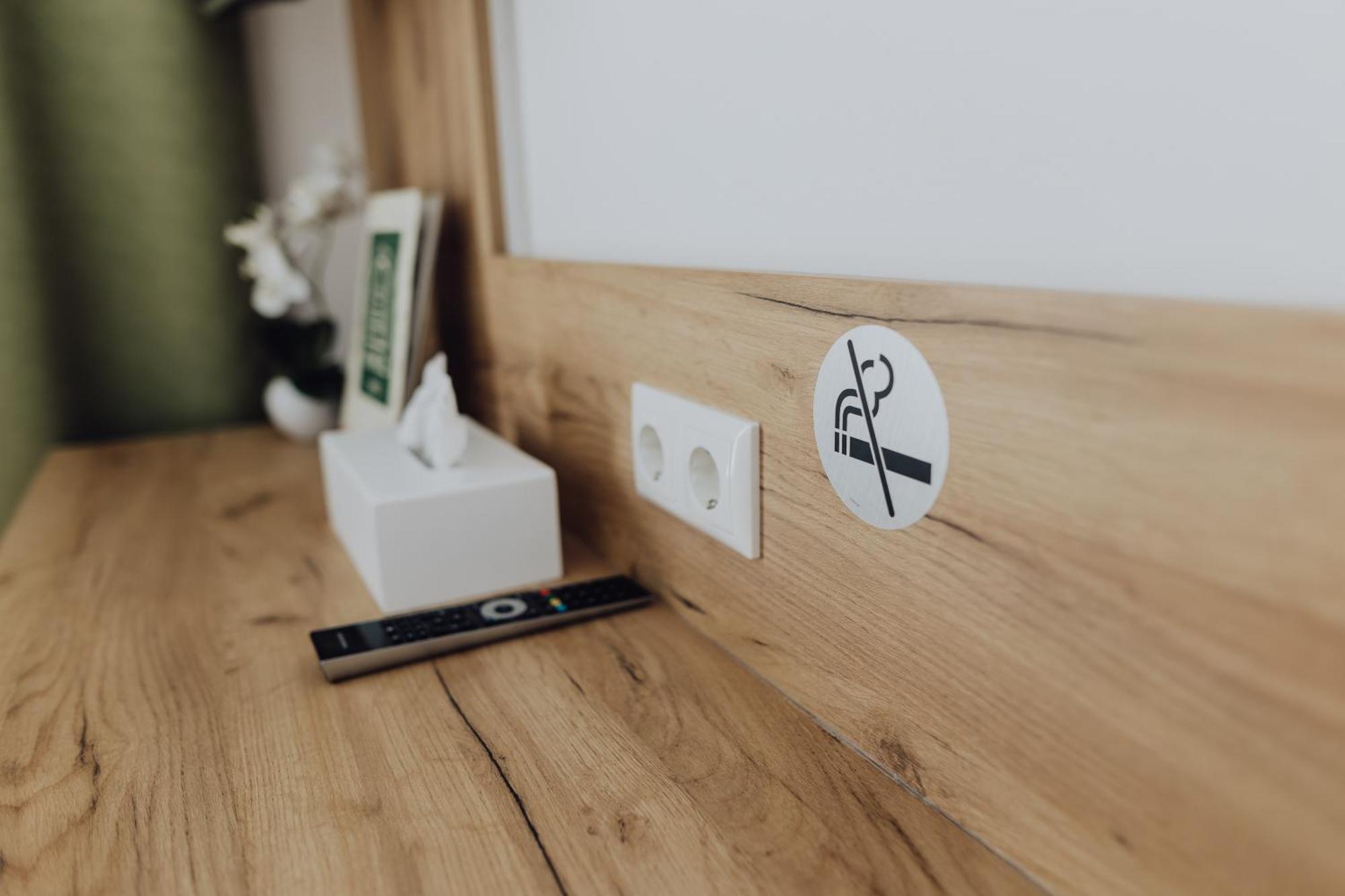 Pension Kinzl Mit E-Ladestation Offenhausen 外观 照片